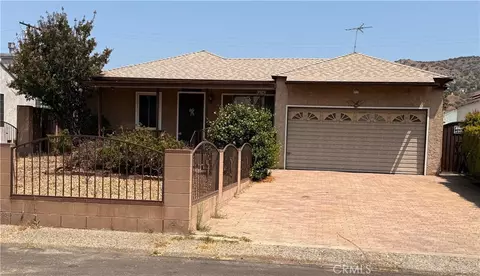 9929 Saticoy St, Burbank, CA 91504