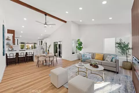 21072 Galbar Cir, Huntington Beach, CA 92646