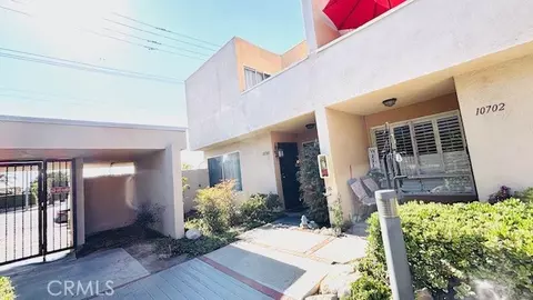 10700 Knott Ave, Stanton, CA 90680 photo 2