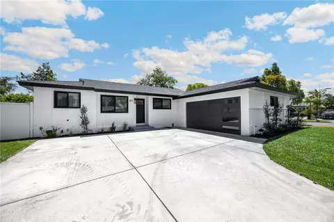 801 Michael St, Santa Ana, CA 92703