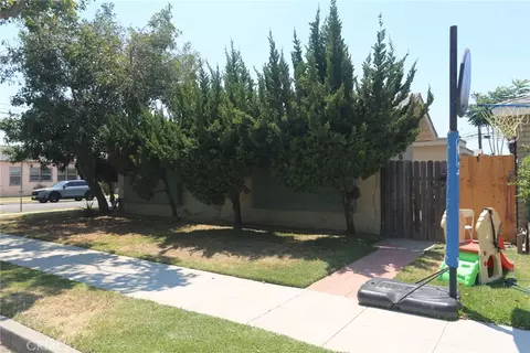 6001 California Ave, Long Beach, CA 90805