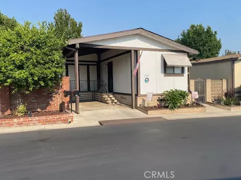 726 Knoll Lake Dr #264, Brea, CA 92821