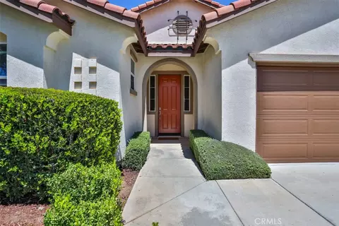 4146 Lovitt Cir, Lake Elsinore, CA 92530