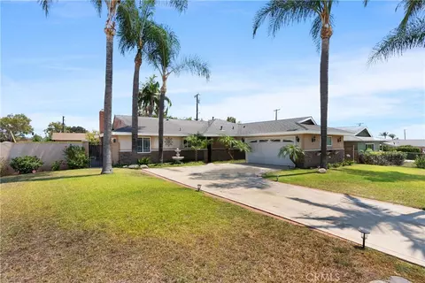 2196 Stocker St, Pomona, CA 91767