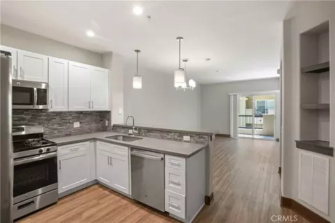 24545 Town Center Dr #5310, Valencia, CA 91355