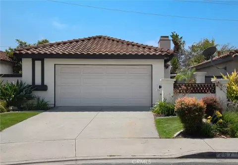 267 Oleander Dr, Oceanside, CA 92057
