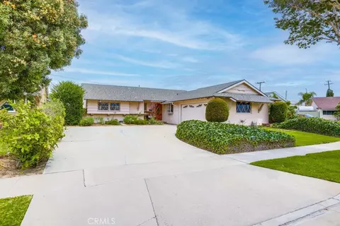 5621 Marilyn Cir, Westminster, CA 92683