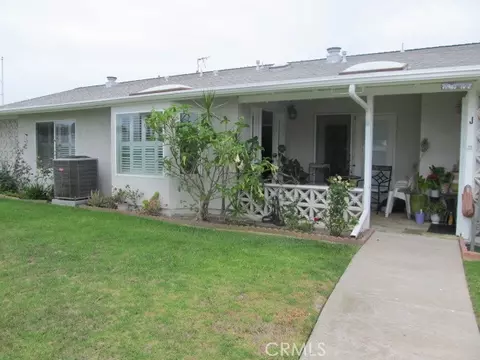 1382 El Dorado Dr M3-10k, Seal Beach, CA 90740