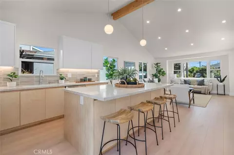 2411 Thomas Ave, Redondo Beach, CA 90278