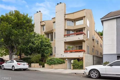 11831 Courtleigh Dr #203, Los Angeles, CA 90066