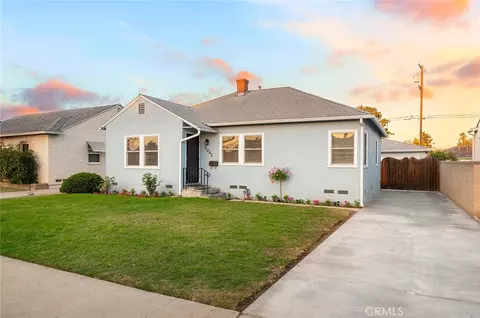 2282 Pepperwood Ave, Long Beach, CA 90815