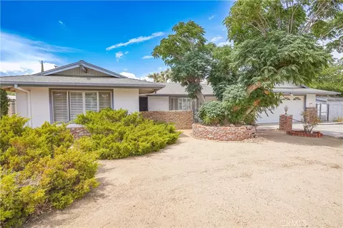 56320 Tamarisk Ct, Yucca Valley, CA 92284