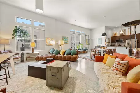 253 N Bush St, Santa Ana, CA 92701