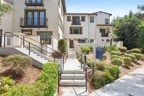 11905 Mendenhall Ln, Whittier, CA 90601