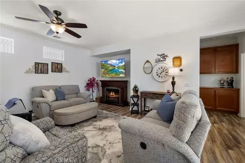 126 Thistle Crk, Beaumont, CA 92223