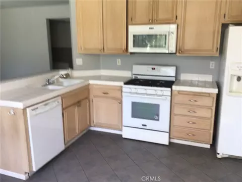 Kitchen - 763 Anthirium Ave, Perris, CA 92571 photo 3 of 3