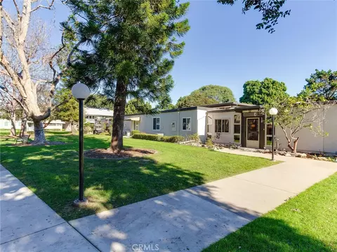 13360 Del Monte Dr #2-B, Seal Beach, CA 90740