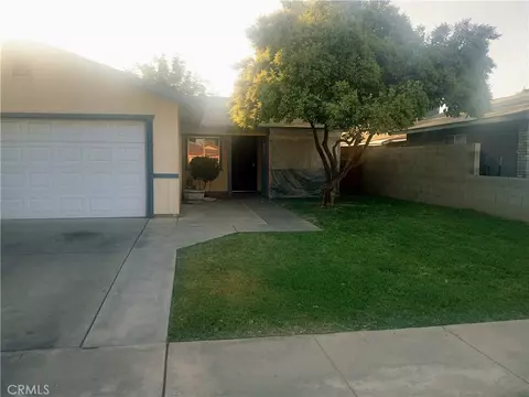 752 S T St, Tulare, CA 93274