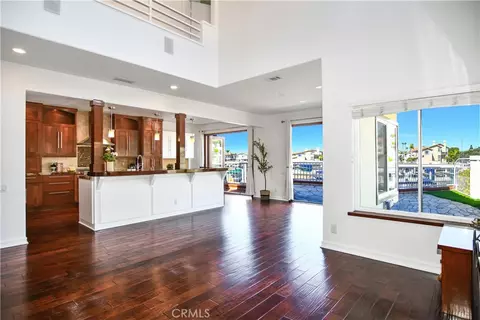 347 Empire Lndg, Long Beach, CA 90803