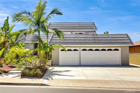 891 Palo Verde Ave, Long Beach, CA 90815