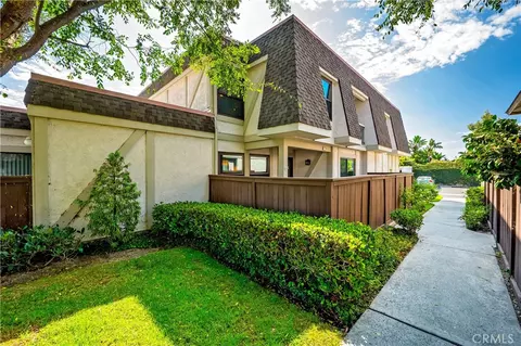 4819 Fieldbrook Ln, Cypress, CA 90630
