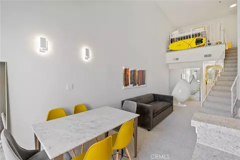 620 S Gramercy Pl #412, Los Angeles, CA 90005