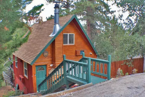 556 Villa Grove Ave, Big Bear City, CA 92314