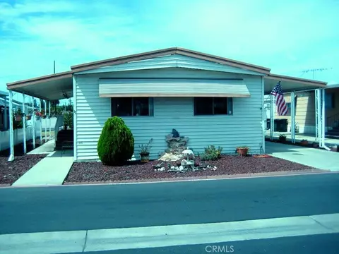 13 Palm Via, Anaheim, CA 92801