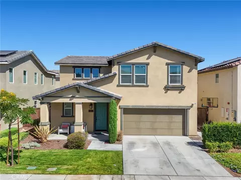 825 Sweetbay Ln, Los Angeles, CA 90059
