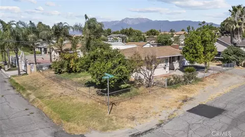 8560 Buckeye Dr, Fontana, CA 92335