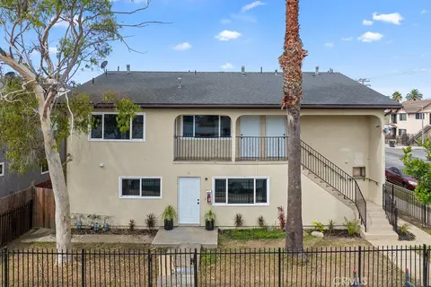 943 N Washington Pl, Long Beach, CA 90813