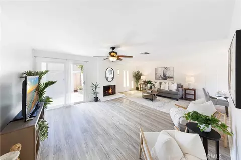 1830 E 19th St #3, Santa Ana, CA 92705