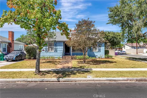 1949 Chatwin Ave, Long Beach, CA 90815