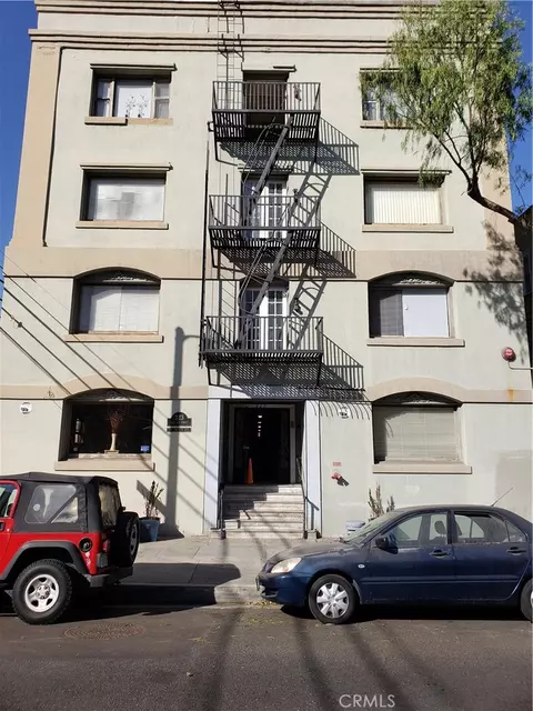 323 W 4th St #304, Long Beach, CA 90802