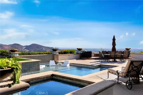 5648 Crest De Vl, Orange, CA 92867