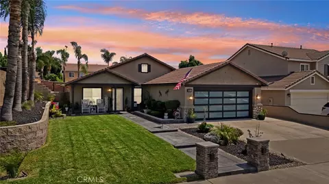 6691 Lindbergh Ave, Fontana, CA 92336