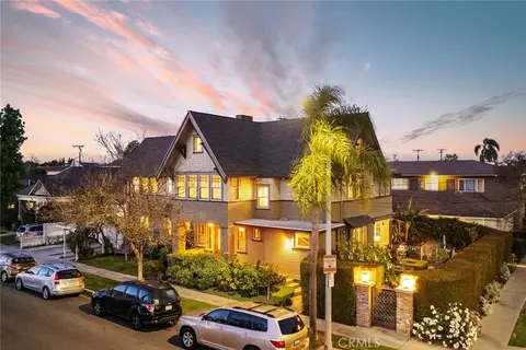 302 Orizaba Ave, Long Beach, CA 90814