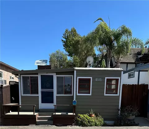 85 Riversea Rd, Seal Beach, CA 90740