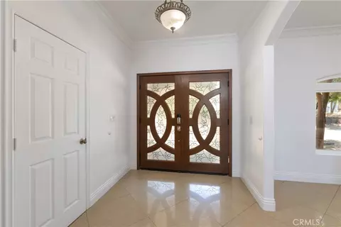Entry Way - 19075 Caesar Dr, Ramona, CA 92065 photo 2 of 10