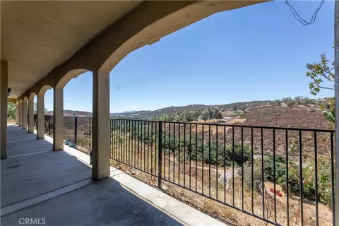 Exterior - 19075 Caesar Dr, Ramona, CA 92065 photo 5 of 8