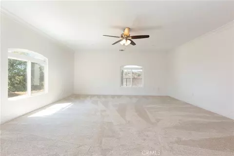 Living - 19075 Caesar Dr, Ramona, CA 92065 photo 4 of 9
