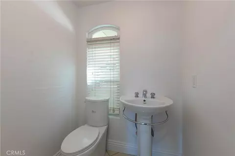 Bath - 19075 Caesar Dr, Ramona, CA 92065 photo 1 of 11