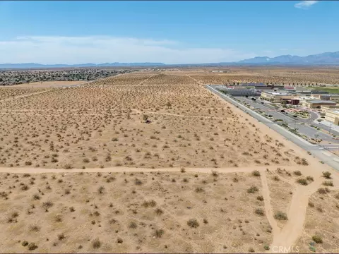 1 Joshua Rd, Adelanto, CA 92301 photo 8