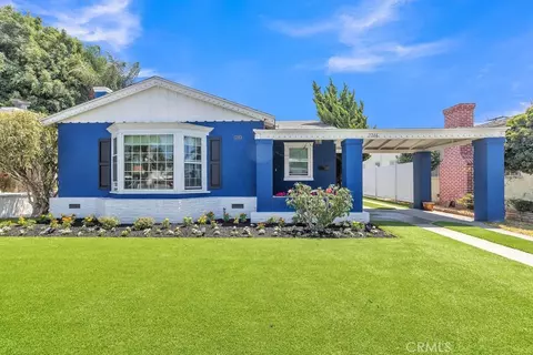 2246 Golden Ave, Long Beach, CA 90806