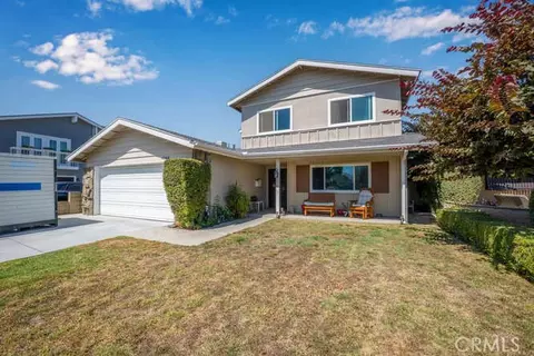 4765 Ironwood Ave, Seal Beach, CA 90740