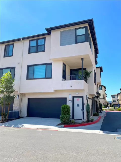 2943 W Lincoln Ave, Anaheim, CA 92801