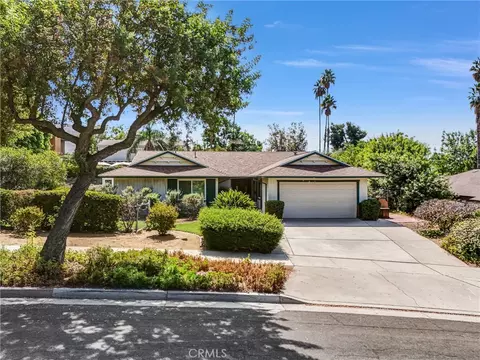 350 Glenhill Dr, Riverside, CA 92507