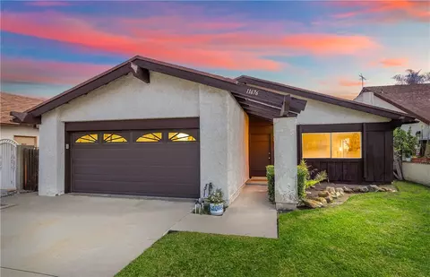 11676 Lakia Dr, Cypress, CA 90630