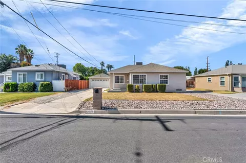 10654 Amapolas St, Redlands, CA 92373