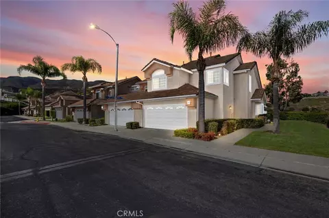 1544 Elegante Ct, Corona, CA 92882